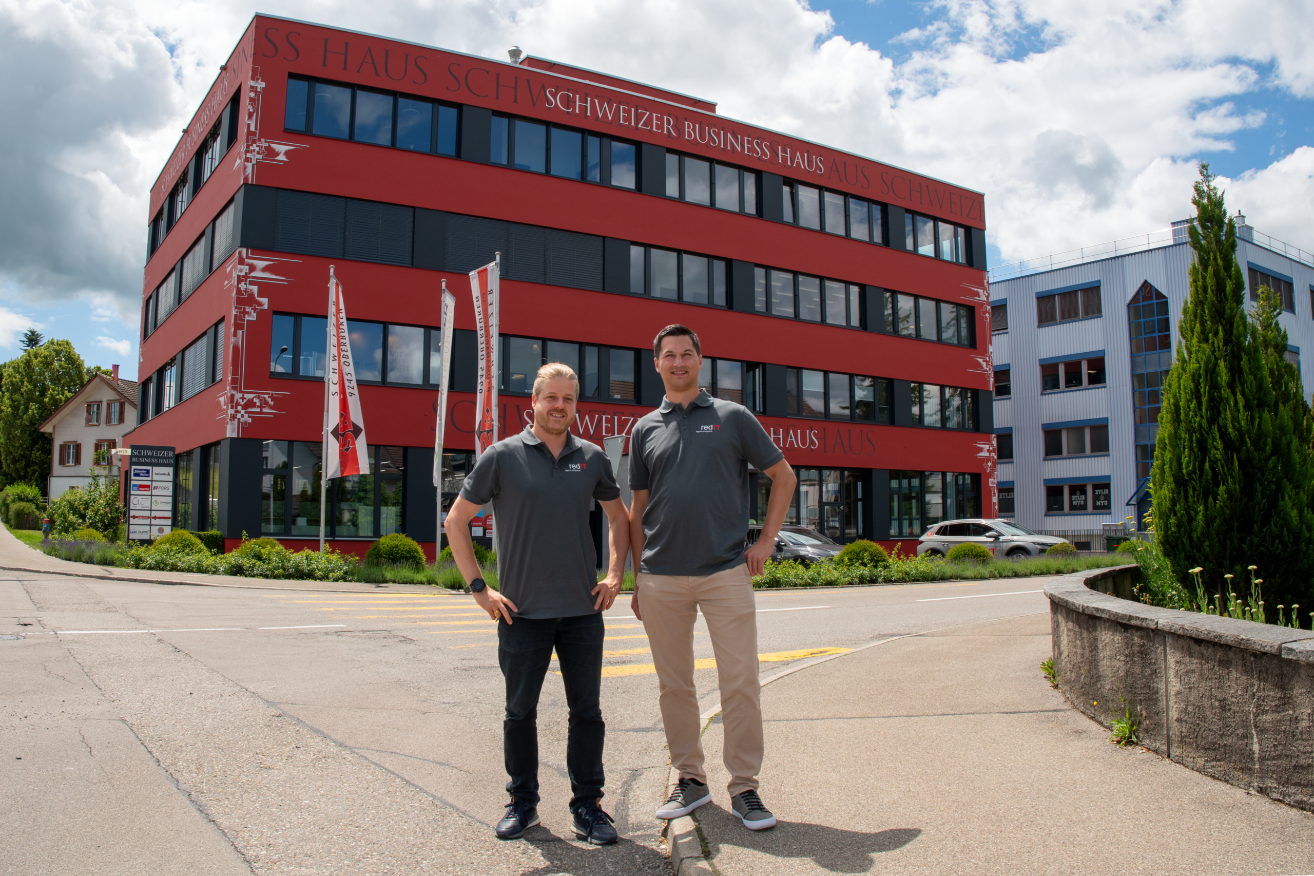 Matthias De Toffol, Tan Jeffrey, redIT eröffnet neuen Standort in der Ostschweiz, Oberbüren